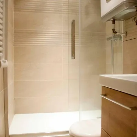 Bright 2 Room Parisian Apartment Well Located *
