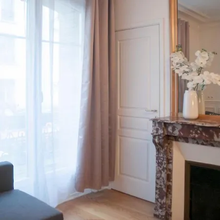 Appartement Bright 2 Room Parisian Apartment Well Located *